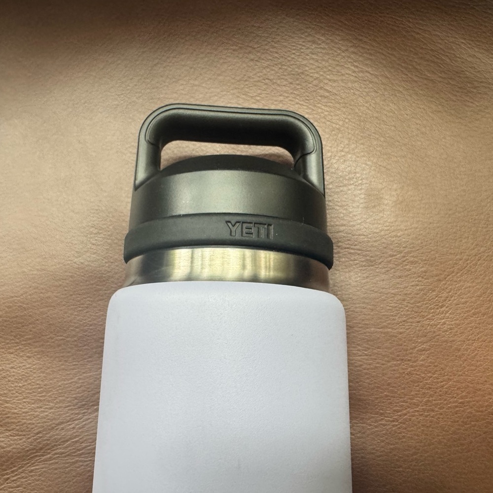 YETI Lavender Stainless Steel Bottle - Picture 6 of 8